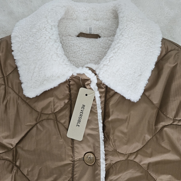 NWT Levi's Quilted Fleece Reversible Brown Jacket Size M Winter Sherpa Utility - Picture 5 of 16